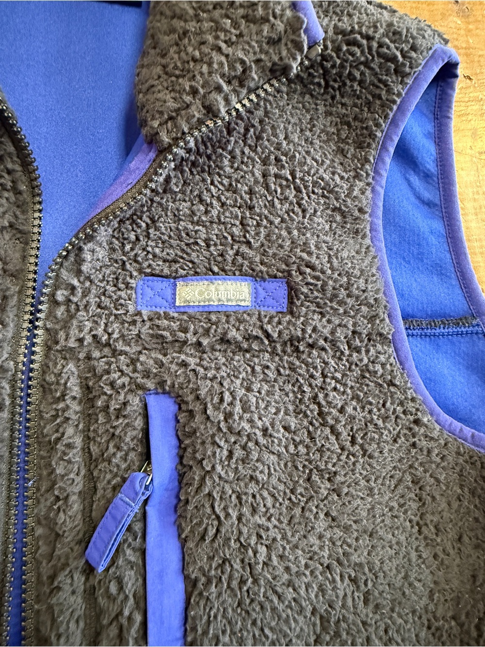 Columbia Women’s Sherpa Fleece Full-Zip Vest Size Medium - Picture 5 of 9